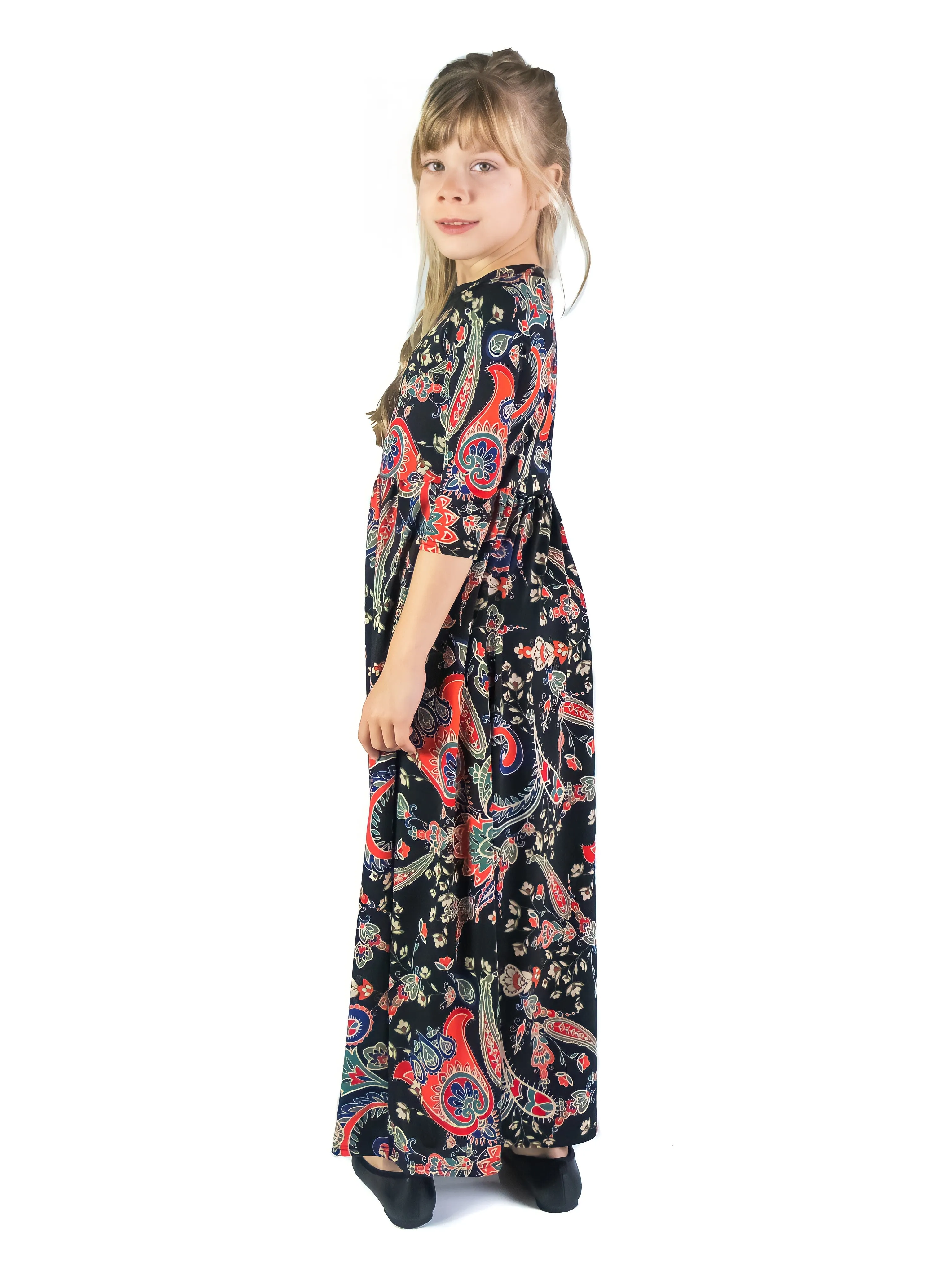 24seven Comfort Apparel Girls Black and Red Paisley Three Quarter Sleeve Pleated Maxi Dress