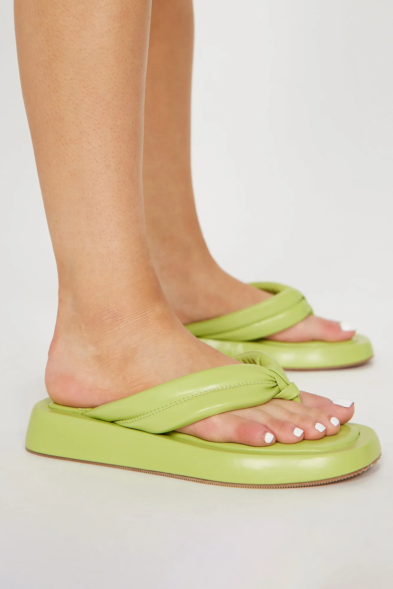 Beach Ready Flip Flops - Sage