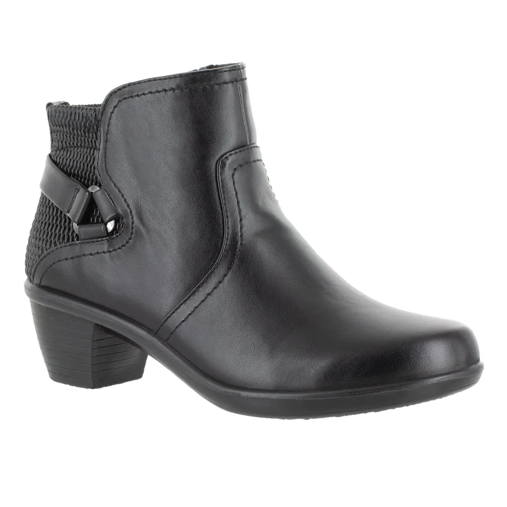 Dawnta Pull On Round Toe Boots