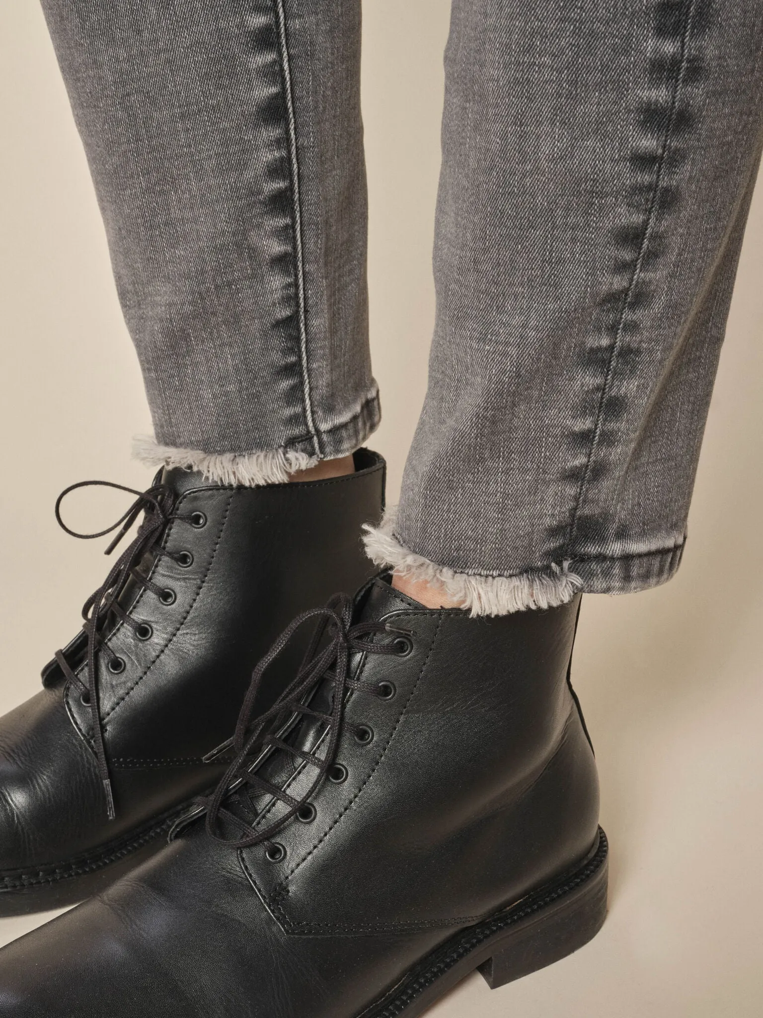 MMNewcastle Leather Lace Boot